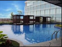hotel dengan fasilitas kolam renang di Cirebon