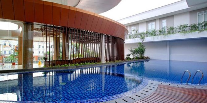 hotel dengan kolam renang di CIkarang