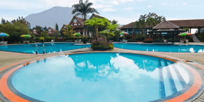hotel dengan kolam renang di Batu Malang