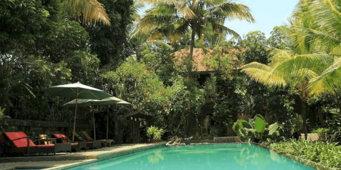 Hotel dengan Kolam Renang di Salatiga