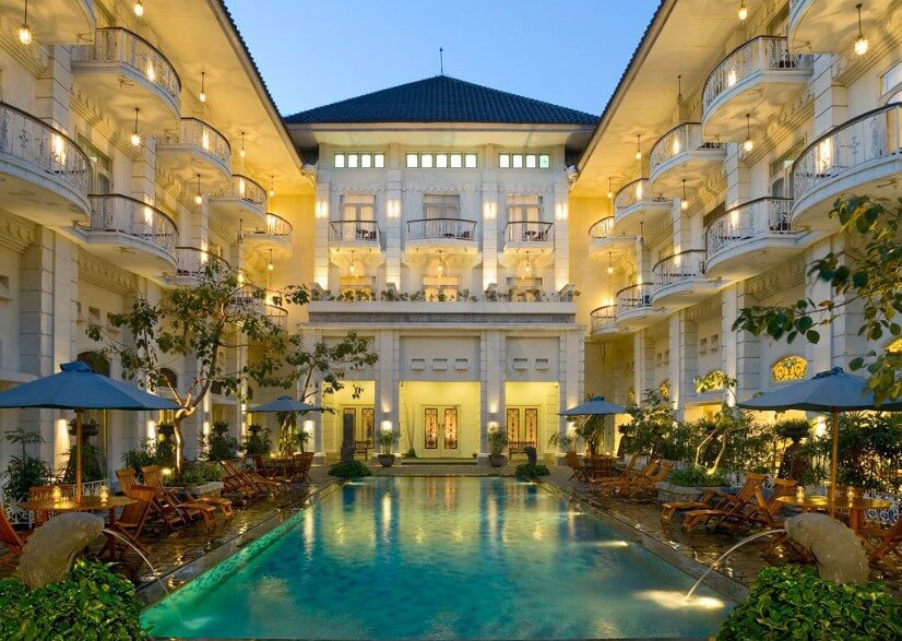 hotel dengan private pool di jogja.jpg1.jpg