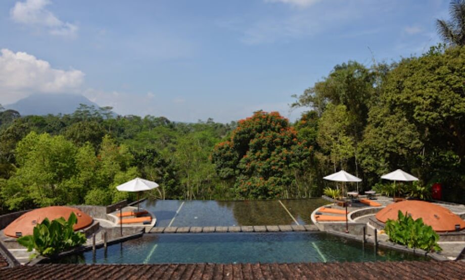 plataran borobudur resort & spa