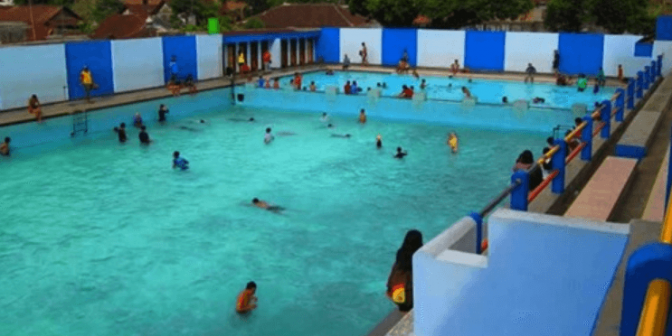 Kolam Renang di Salatiga