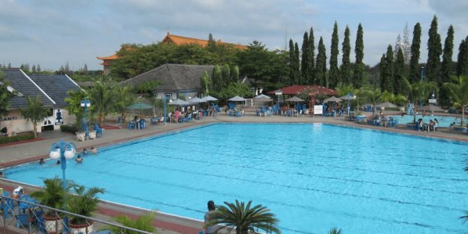 Kolam Renang Cemara Asri