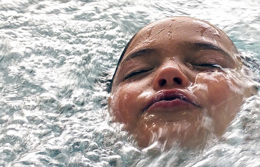 Sekolah renang di Purwakarta