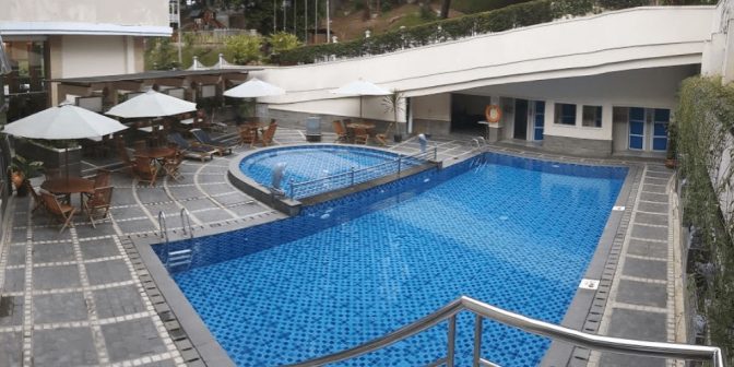 Hotel dengan Kolam Renang di Bukittinggi