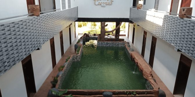 hotel dengan kolam renang di Kediri.pngcoconut.png