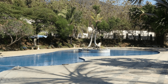 kolam renang di kediri