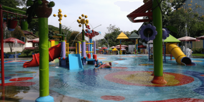 kolam renang di kediri.png1.png
