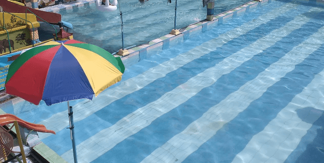 kolam renang di Lamongan