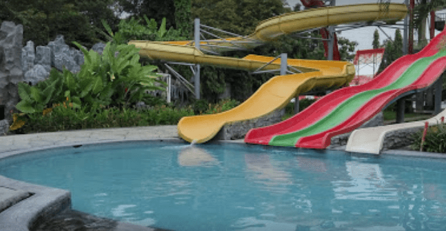 kolam renang di subang