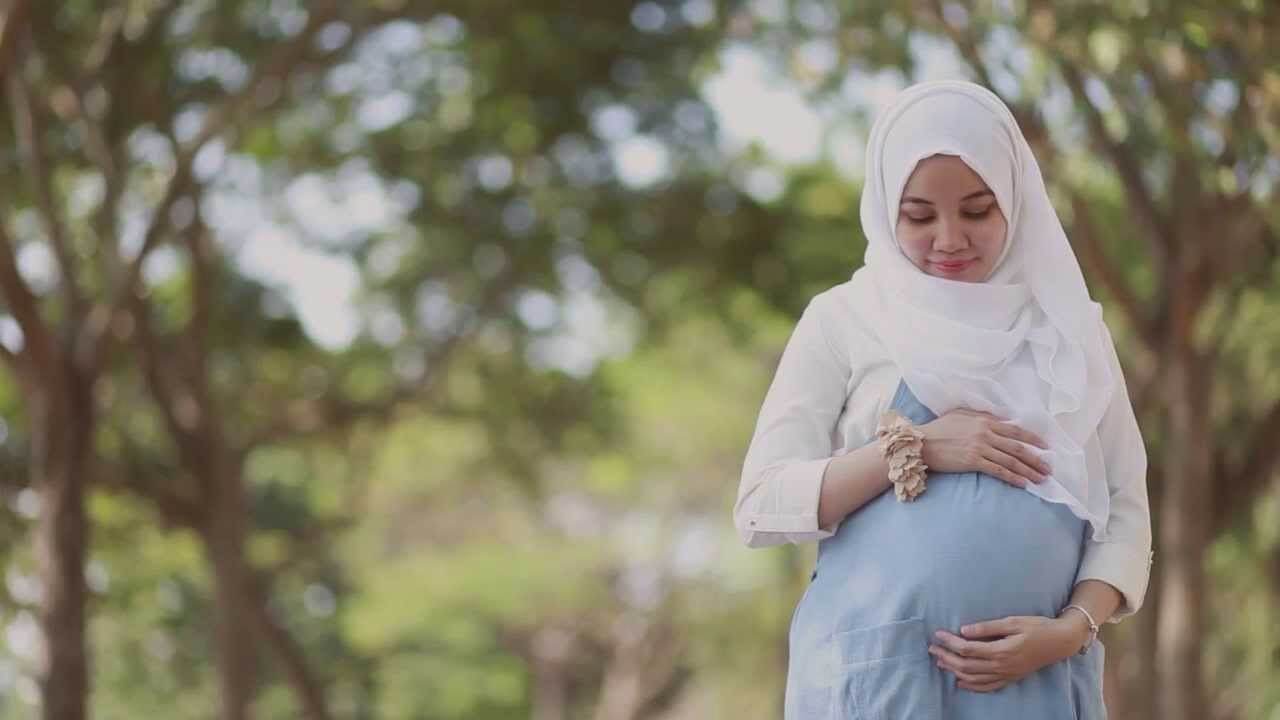 perbedaan perut buncit dan hamil