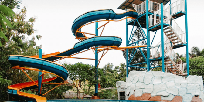 kolam renang di Grobogan