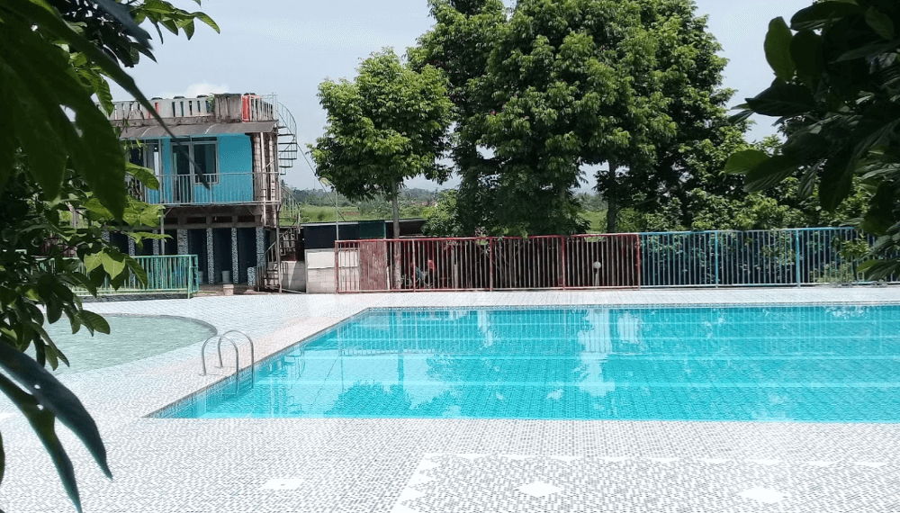 Kolam Renang di Padalarang