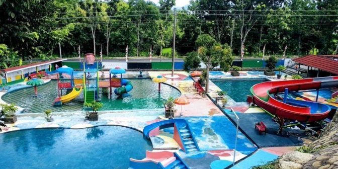 kolam renang di Wonogiri