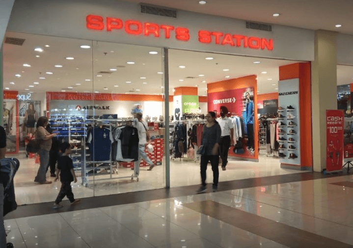 Toko Perlengkapan Renang di Karawang