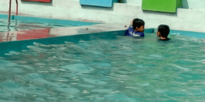 kolam renang di Bojonegoro