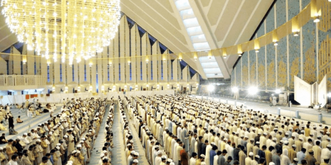 tarawih di rumah atau masjid