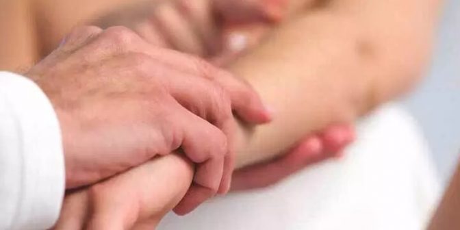 flek di awal kehamilan Sumber healthline.com