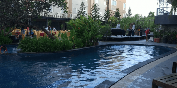kolam renang di kendari ahmad nur ichsan