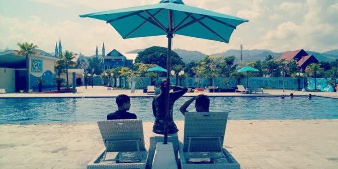 kolam renang di mamuju