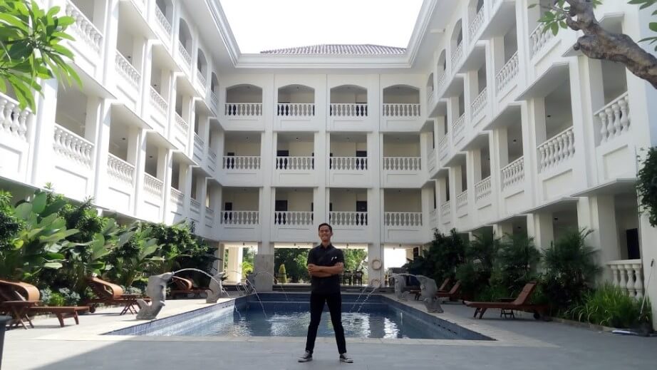 kolam renang di pati