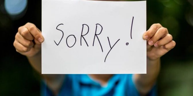 mengajarkan anak minta maaf Sumber Parents.com
