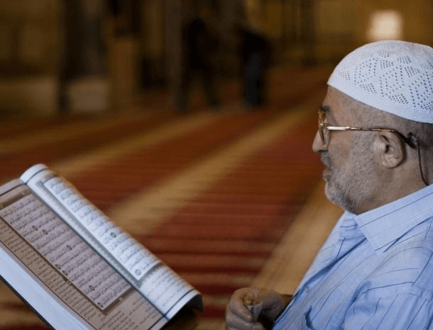 tarawih di rumah atau masjid