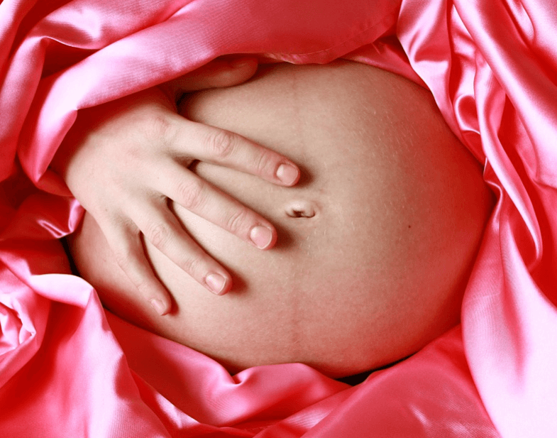 cegah stretch mark saat hamil