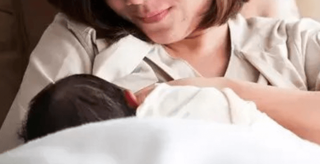 Menyusui Bayi Baru Lahir