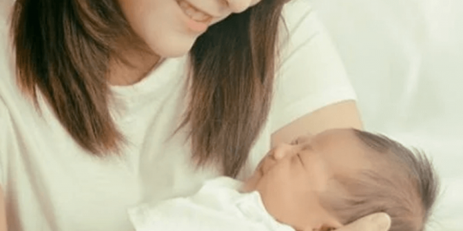 Menyusui Bayi Baru Lahir