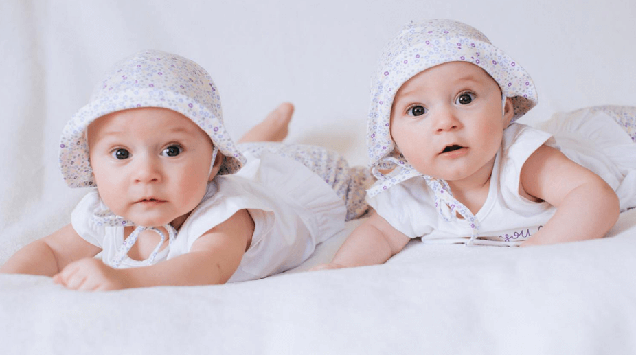 Nama Kembar Perempuan