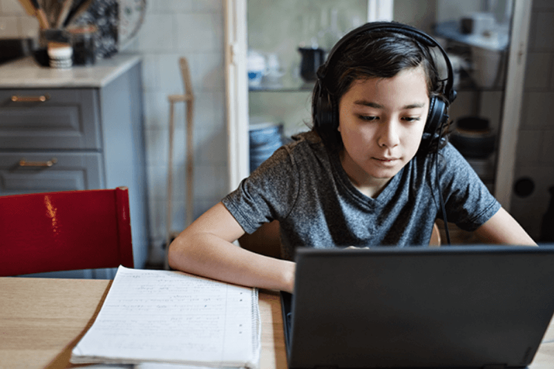 Adab Belajar di Rumah