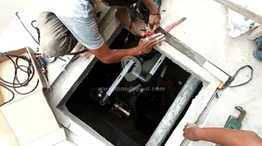 instalasi pemipaan kolam renang