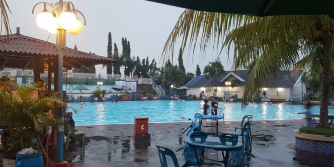 kolam renang cemara asri medan1