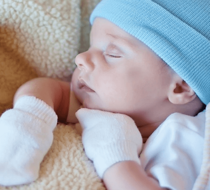 Sarung Tangan untuk Bayi Baru Lahir