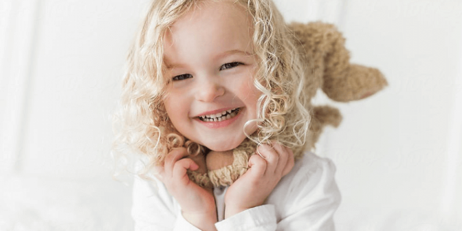 rambut keriting bayi