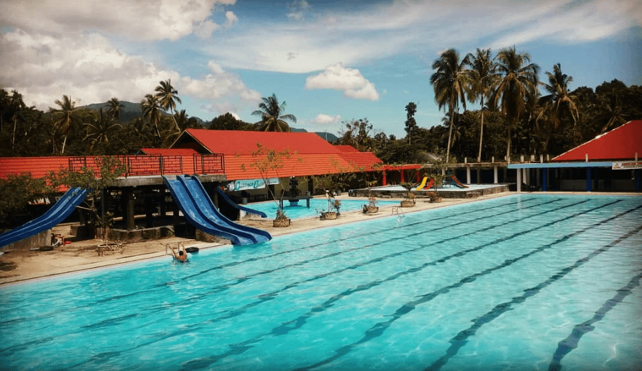 kolam renang di pariaman