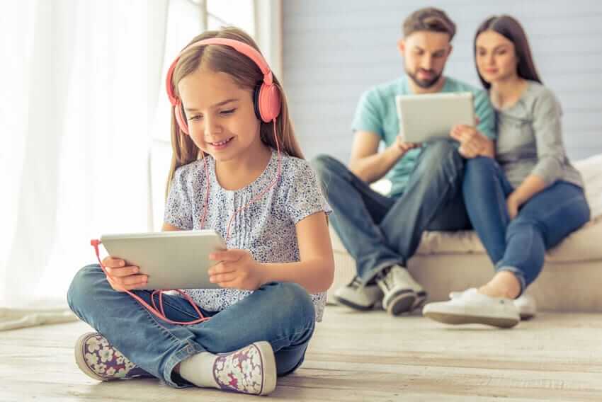 Penggunaan Gadget Pada Anak