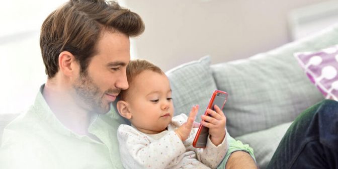 Penggunaan Gadget Pada Anak via dev.milna.com