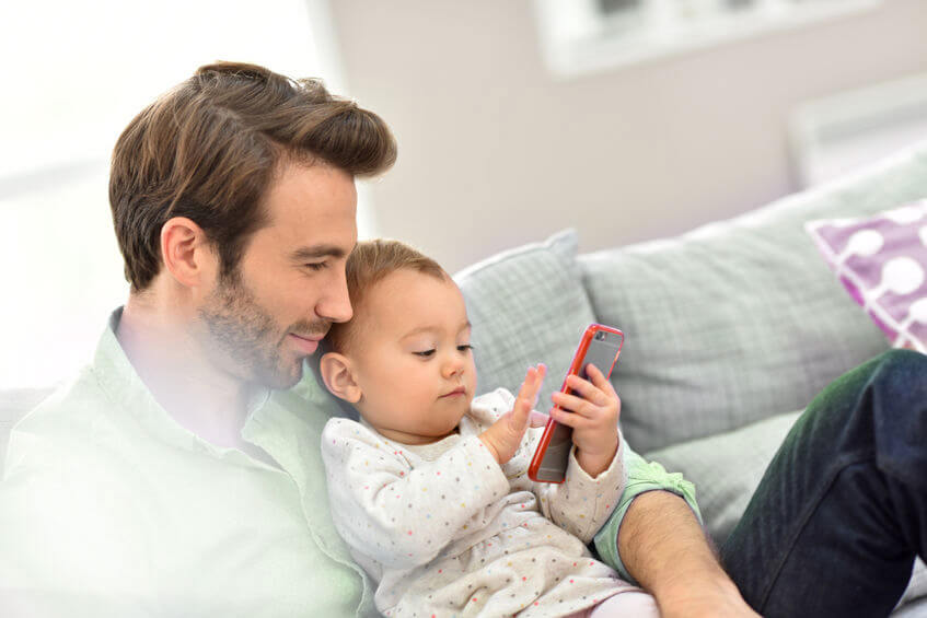 Efek Buruk Penggunaan Gadget Pada Anak