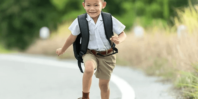 model sekolah hybrid