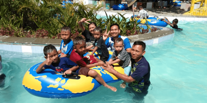 kolam renang di Ciledug