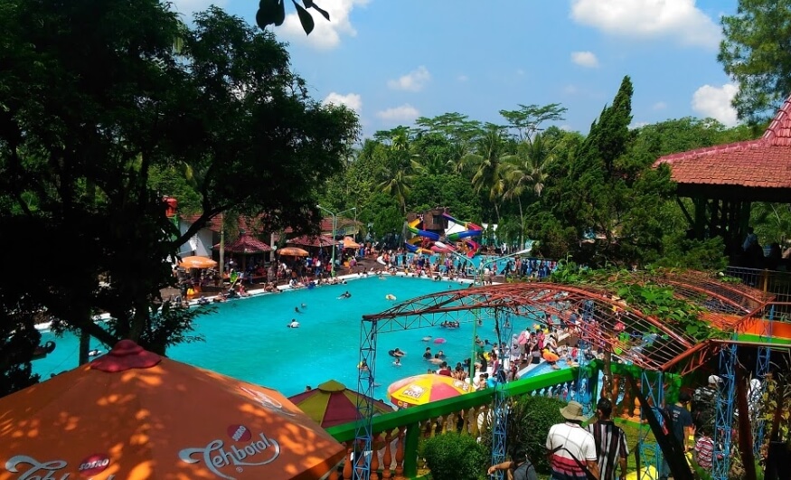 kolam renang di Purbalingga asri walik