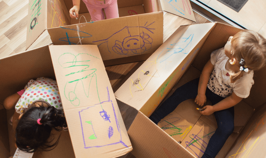 mengembangkan kreativitas anak