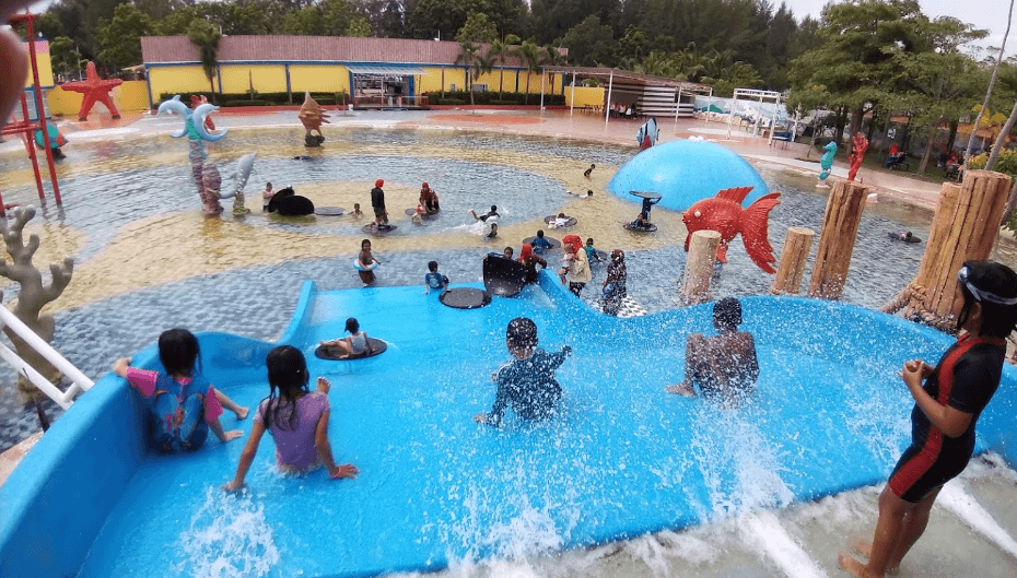 kolam renang di Batam