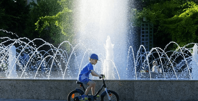 hadiah sepeda anak SD