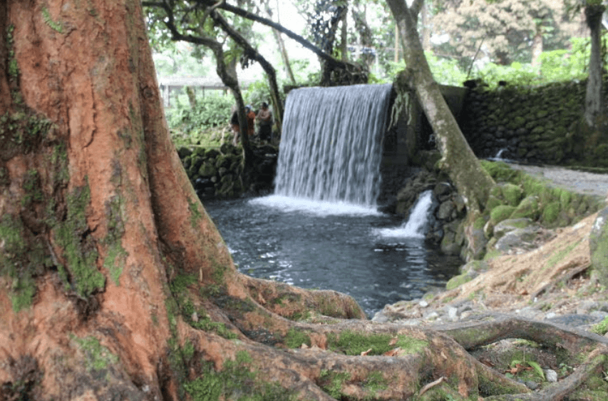 kolam renang di pariaman