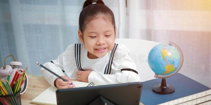 Sekolah Di Rumah via dreamstime.com