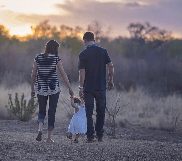 merangsang bayi cepat berjalan